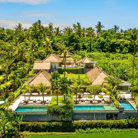 Balidroomvilla's - full serviced